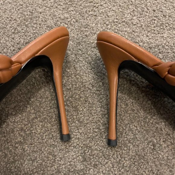 ALIAS MAE HEEL | Size 41 - Picture 3 of 4